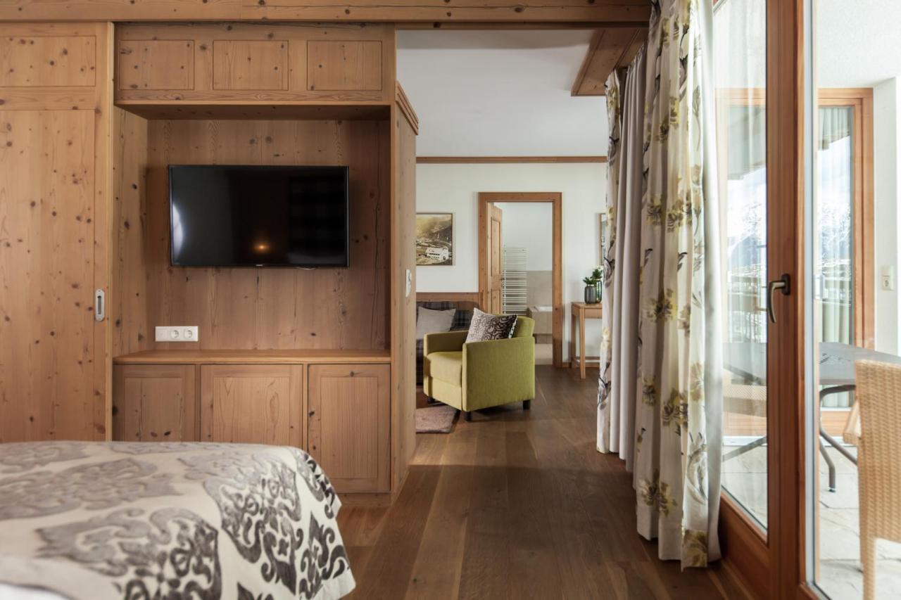 Schlosshotel Fiss Dış mekan fotoğraf